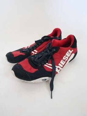 Diesel Men’s Red and Black Sneakers